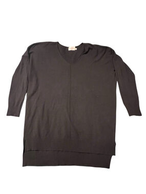 Dreamers Black V-Neck Sweater M/L